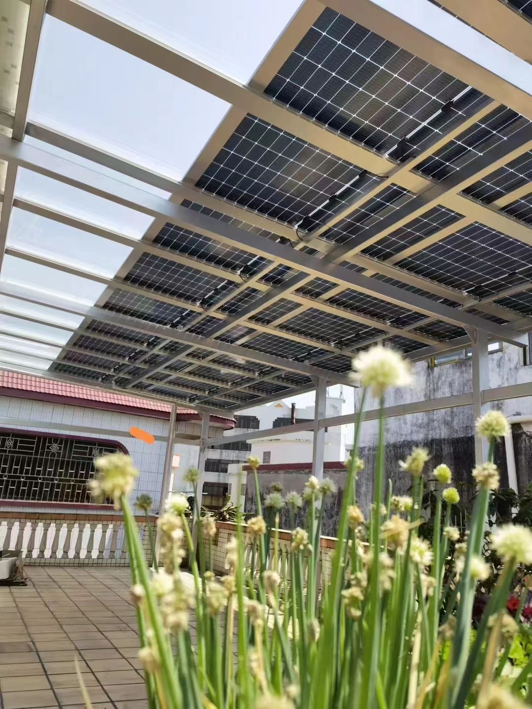 威海别墅家用屋顶太阳能发电系统安装